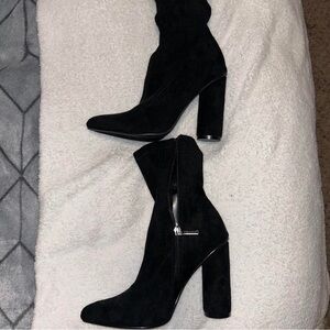 Cape Robbin Black Heeled Boots